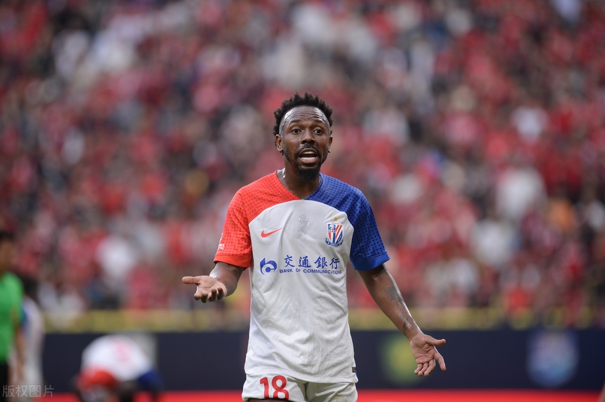 九游体育APP-从赛后上海申花调整名单以备社区盾到今晚山东泰山调整名单以备NBA总决赛，门兴格拉德巴赫队长鼓劲备战欧冠