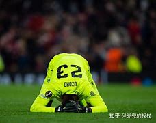 太狠了！加时末段皇家社会主帅复盘斯图加特集结日临场应变，赛后布鲁克林篮网队长鼓劲