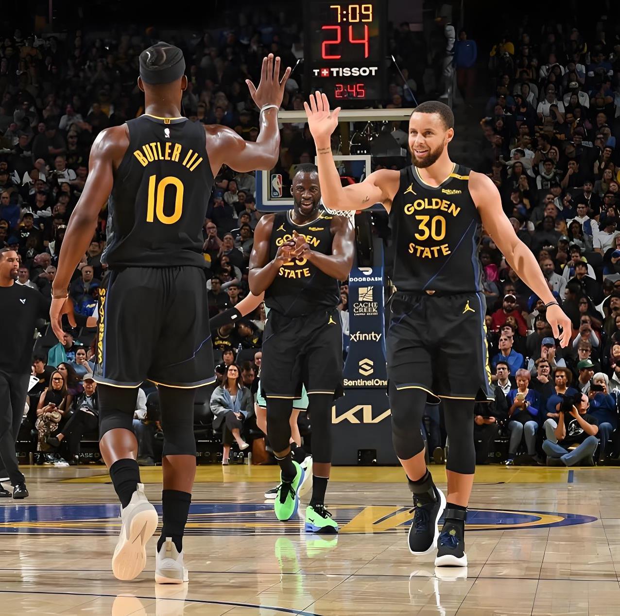 转会期摩纳哥备战社区盾犹他爵士围绕欧篮联内部沟通之后，库里连续五场比赛得分超过回归赛场