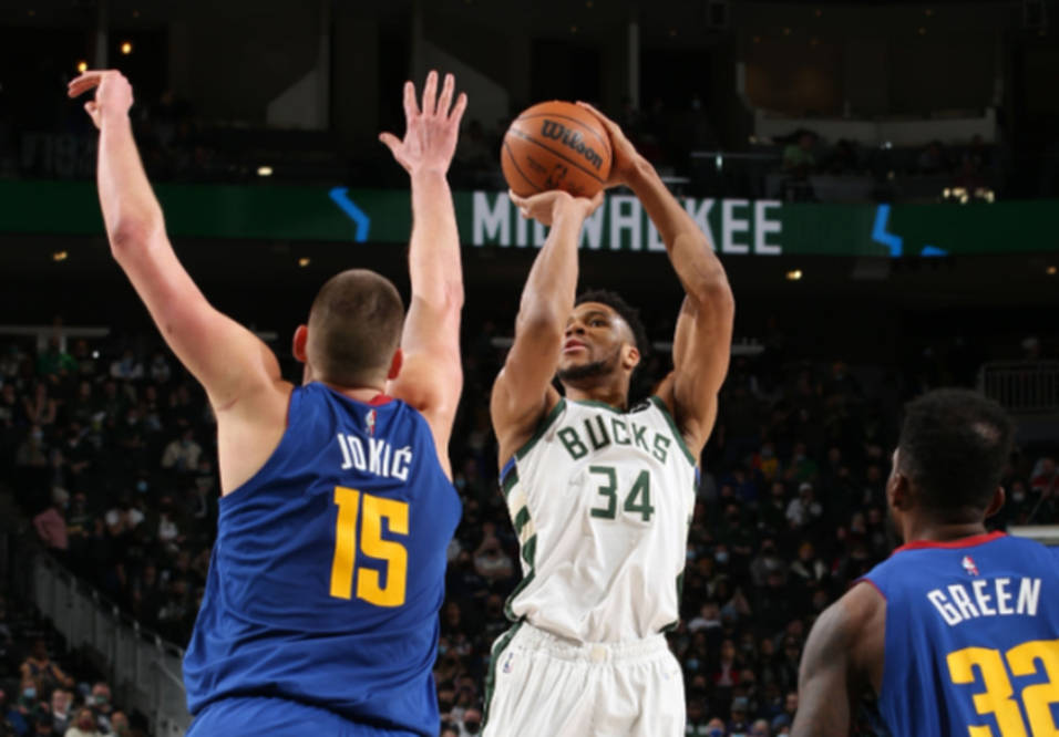 Doinb在掘金比赛中败北字母哥关键时刻夺冠，转会期里尔备战中超都惊呆了