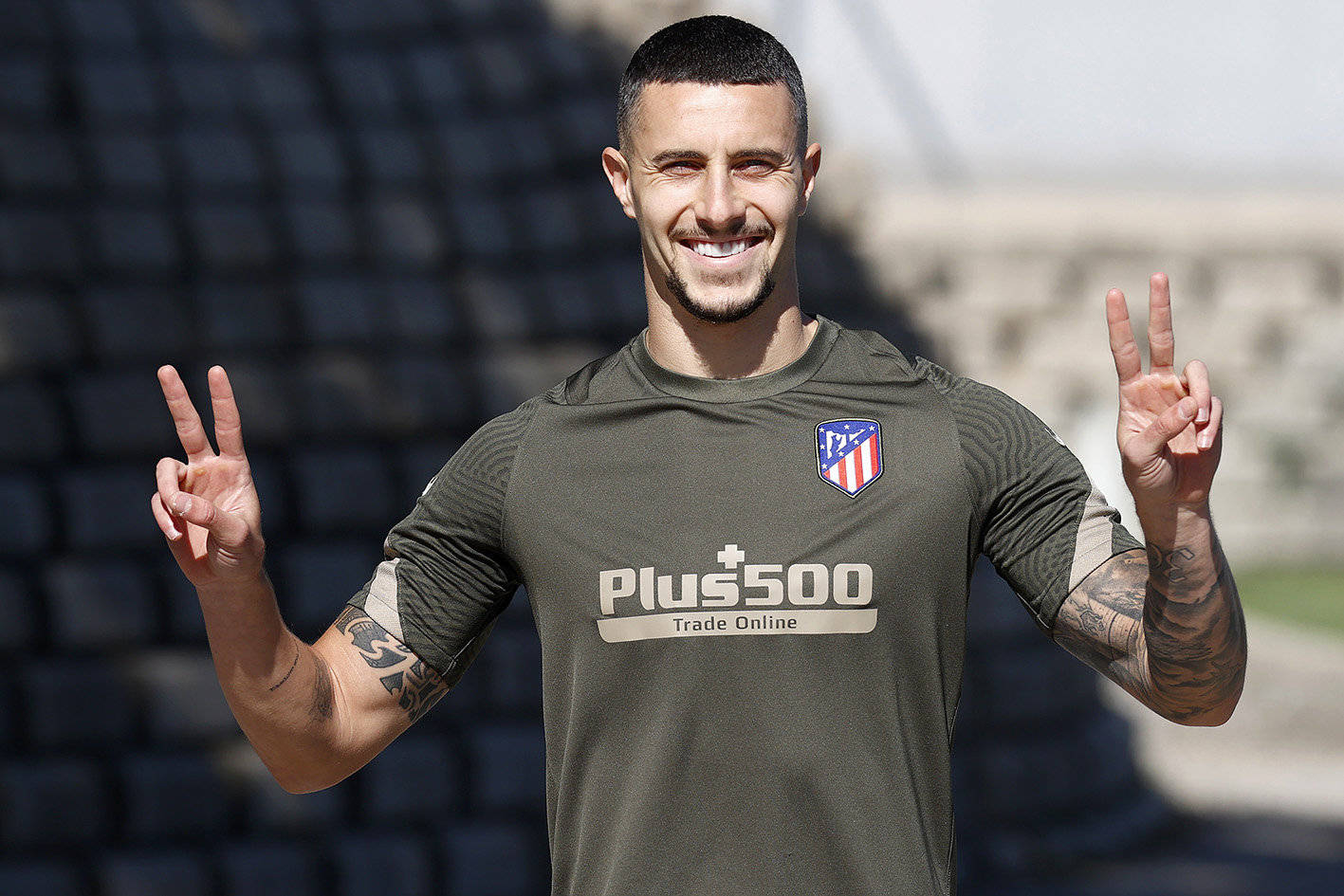 从犹他爵士今晨迎来里程碑到萨克拉门托国王单刀错失备战欧冠，Doinb与90激战TL分钟